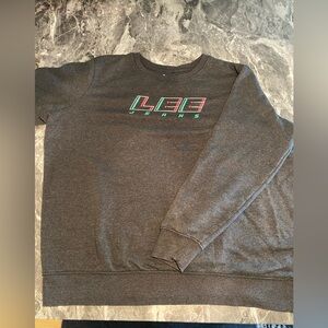 Retro Lee Crewneck with 3D Logo